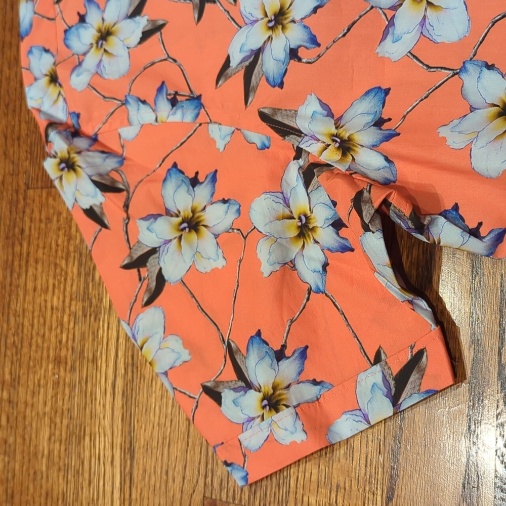 Mint Condition Ted Baker Button Up - image 8